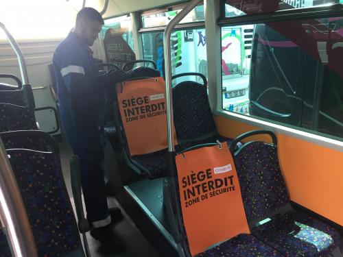 Masques Obligatoires Et Mesures Sanitaires Maximales Dans Les Bus
