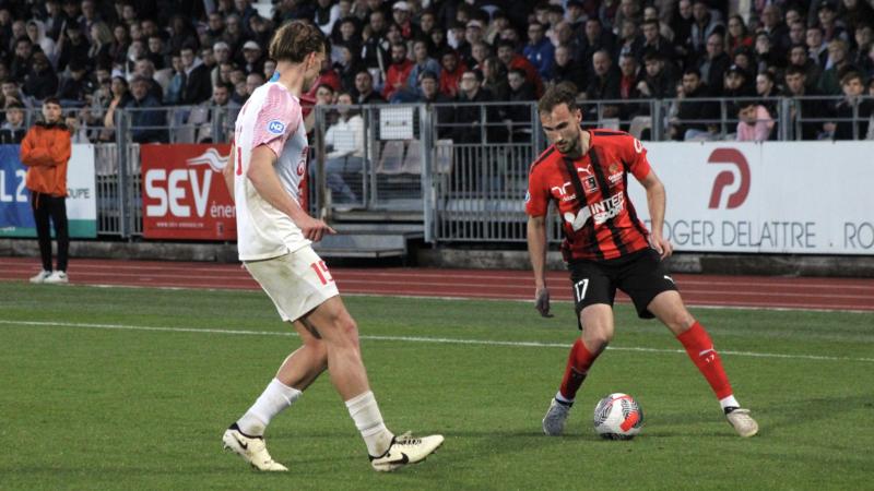 Adversaires l’an dernier, Corentin Fatou (à droite) et Adrien Pinot (à gauche) jouent sous les mêmes couleurs désormais.