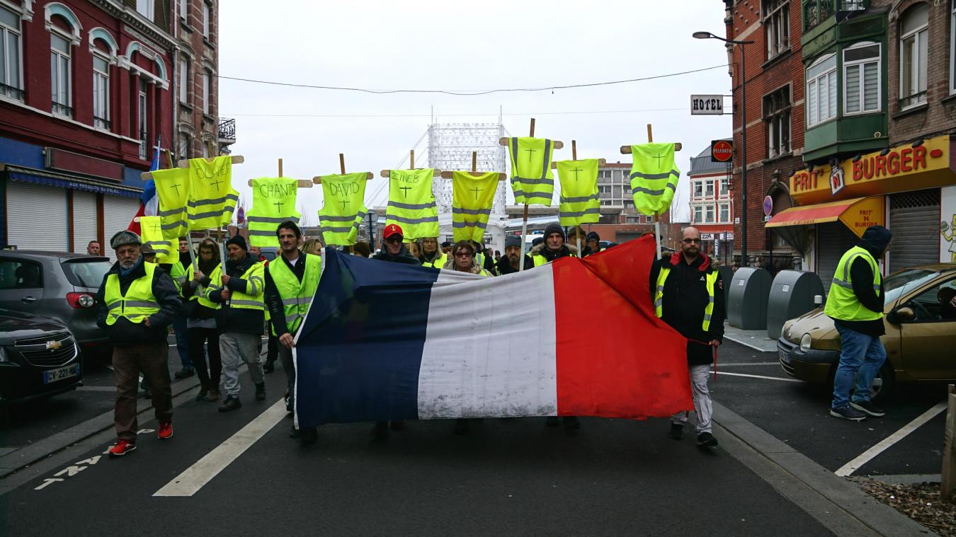 Dunkerque Les Gilets Jaunes Organisent Une Marche Jusquau