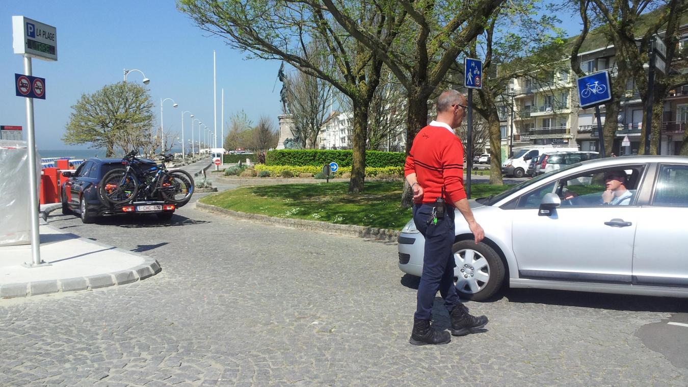 Boulogne Sur Mer Le Parking De La Plage Complet Mais Pas