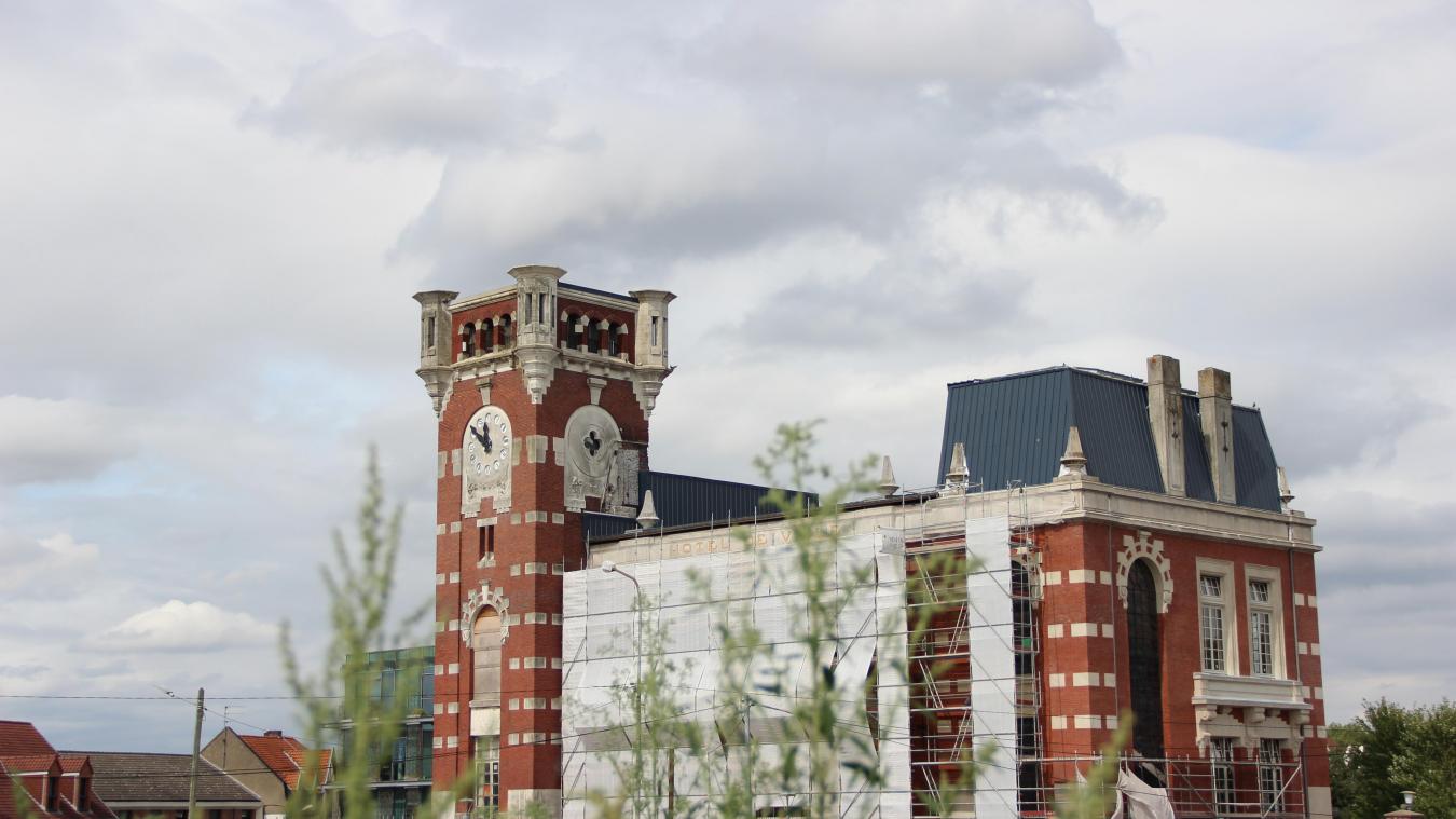 Bruay La Buissiere La Reconstruction De L Hotel De Ville Est Enfin Lancee