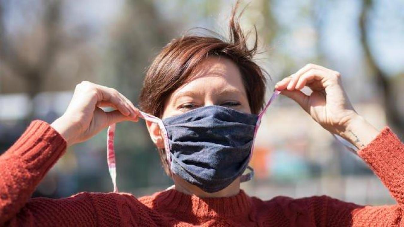 Coronavirus Des Masques En Vente A 5 Euros Chez Les Buralistes A Partir Du 30 Avril La Crise En Direct