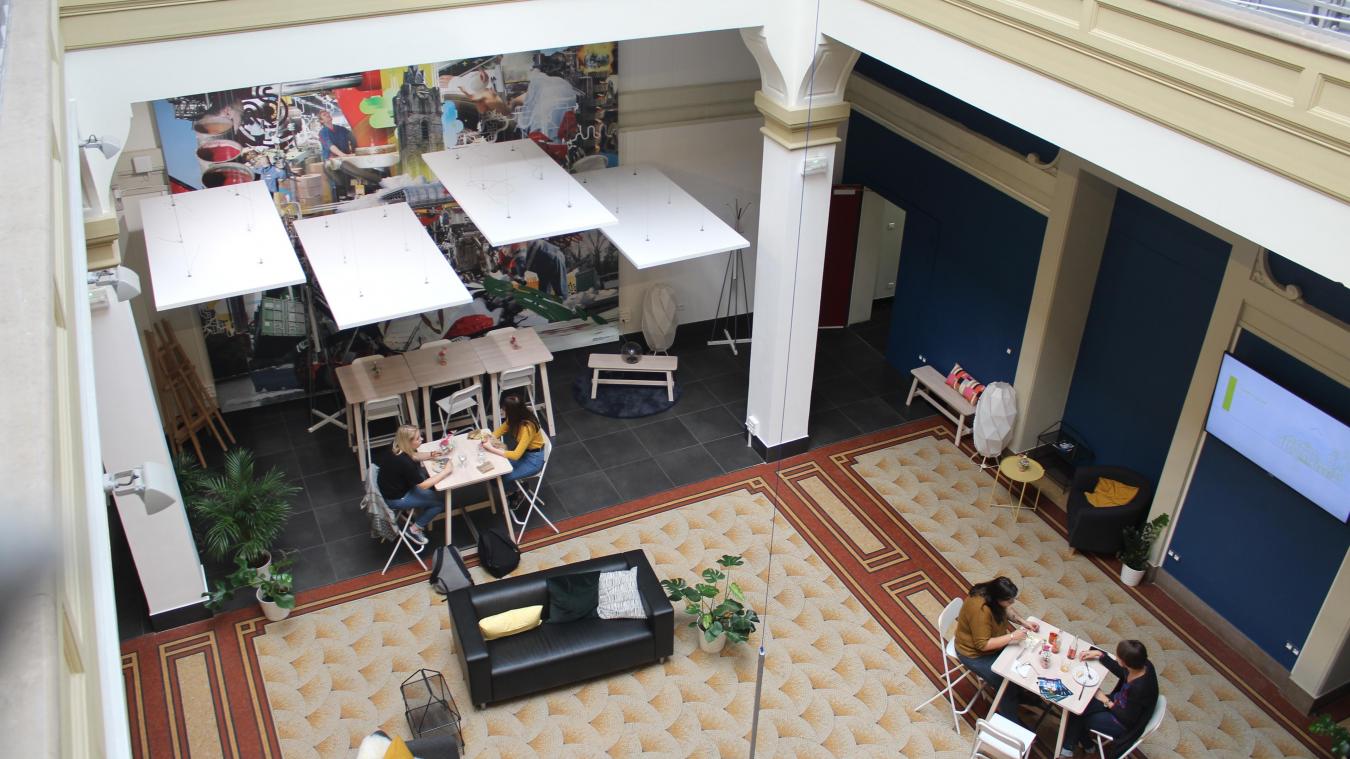 Bethune La Fabrique Va Rouvrir Mais Sans Le Bookkafe Et Indelab