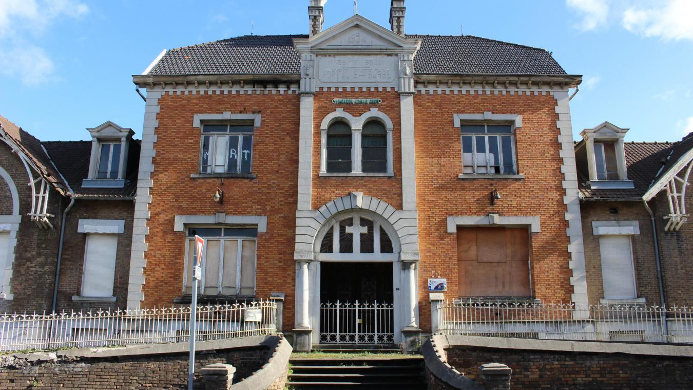 Bruay La Buissiere L Hopital Sainte Barbe Le Refuge Des Blesses