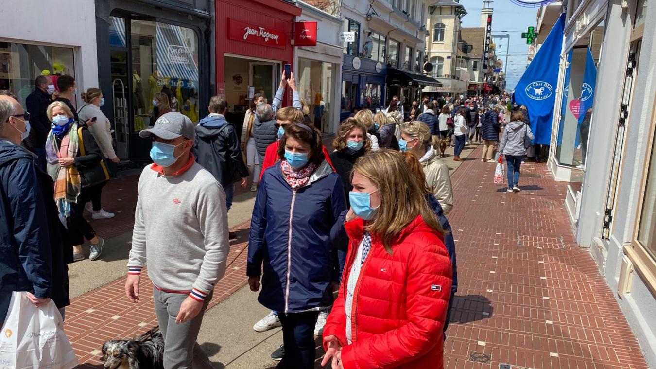 pas de calais le port du masque est obligatoire dans les rues pietonnes des communes du littoral