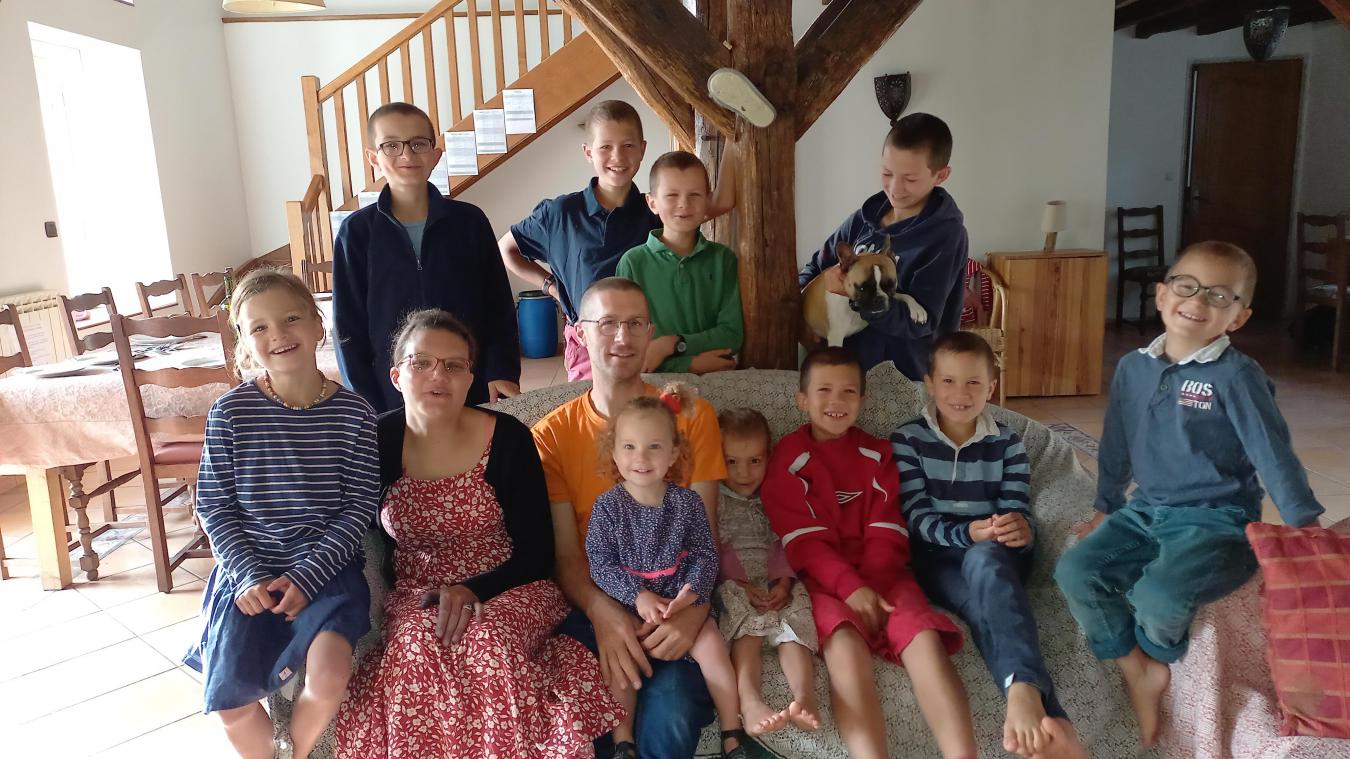 Dix enfants à la maison plongée dans le quotidien d’une famille