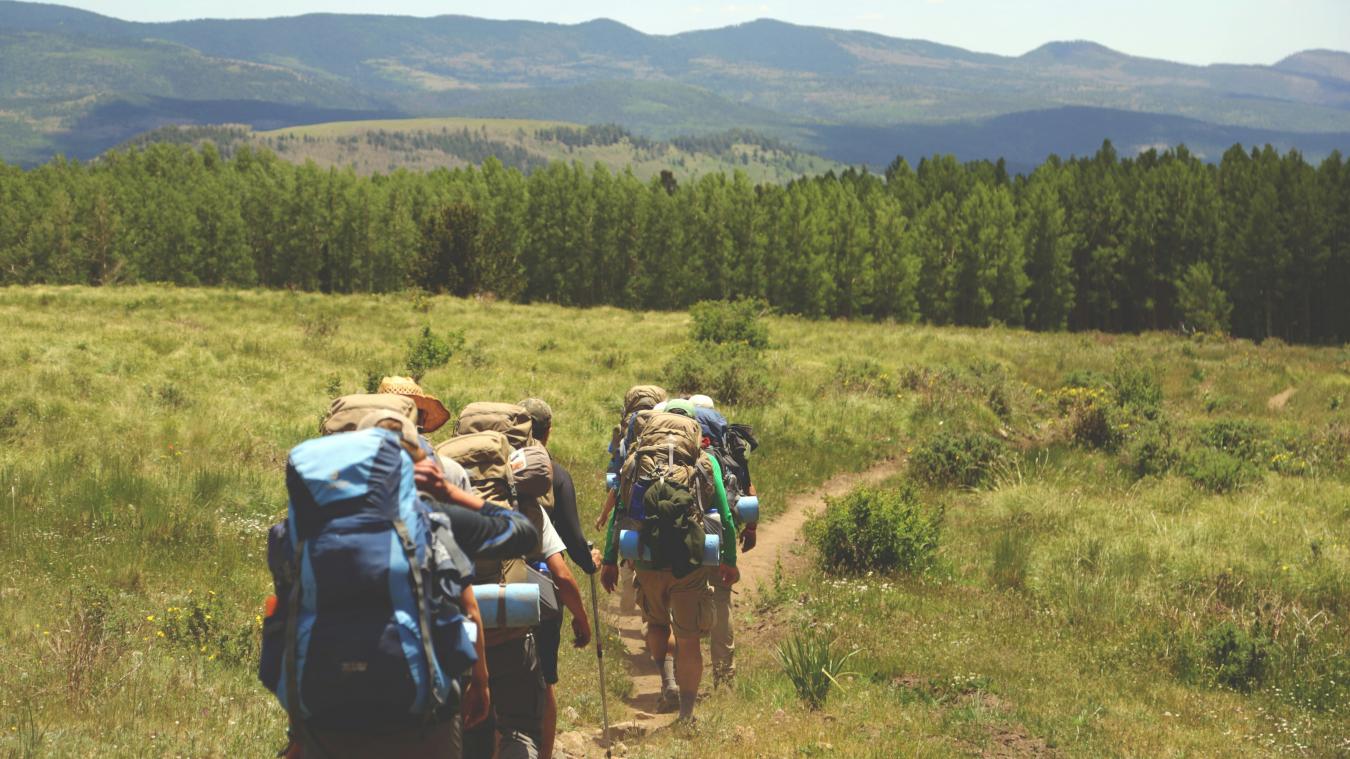 La marche et la randonnée sont des sports complets qui n’ont que des bénéfices pour le corps et l’esprit !