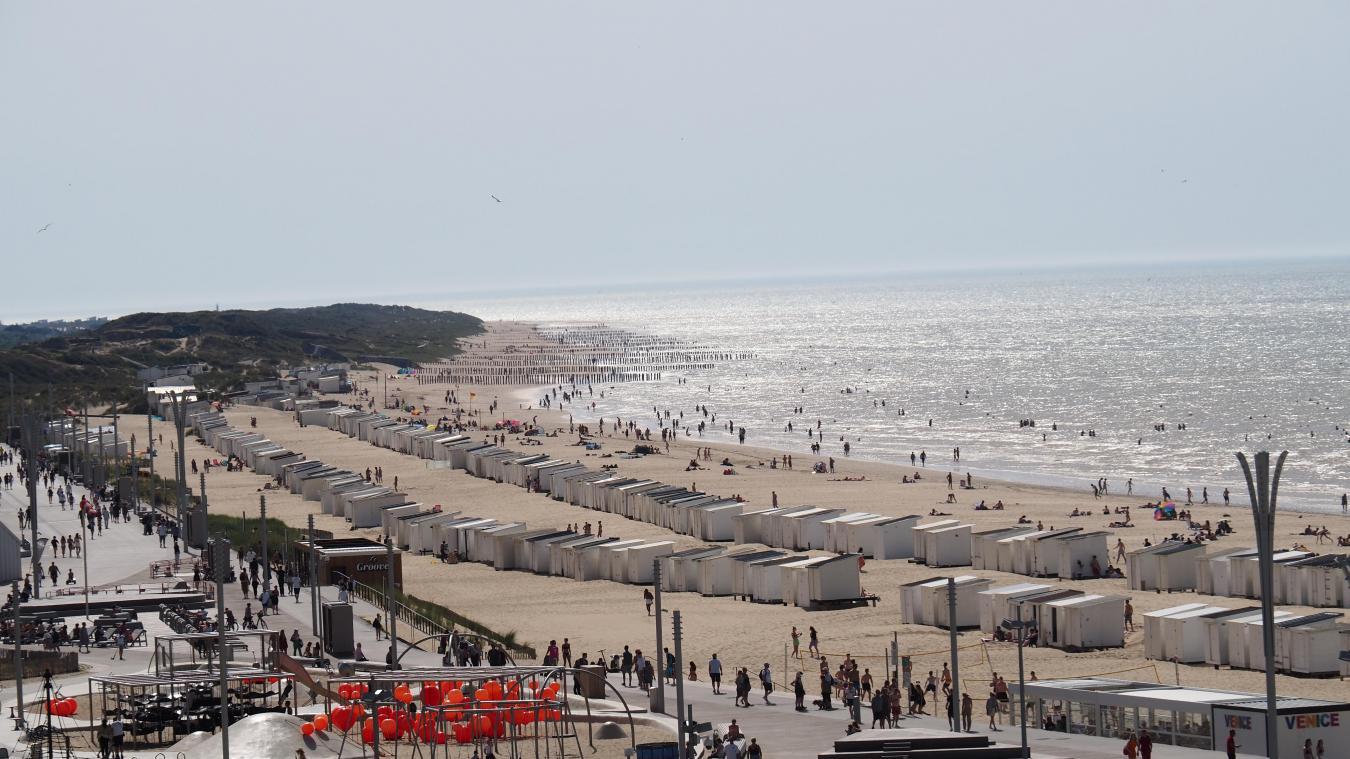 Montez dans le bus et laissez-le vous emmener vers les plages de la Côte d’Opale grâce au Département du Pas-de-Calais !