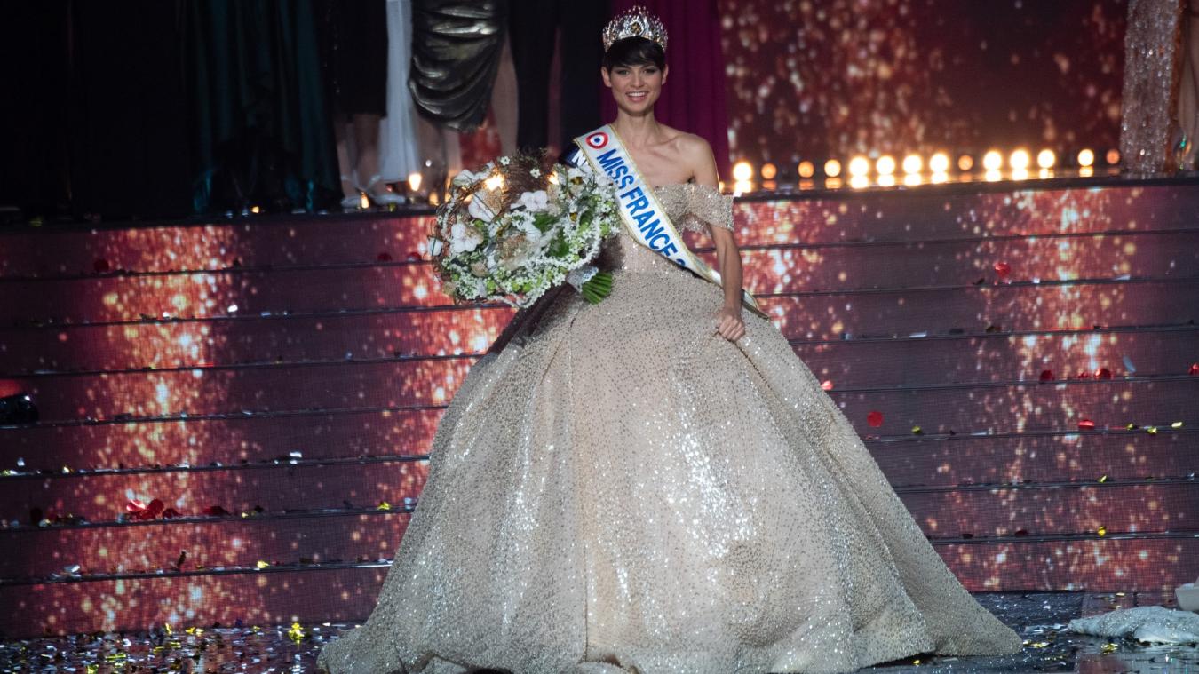 Eve Gilles, miss Nord-Pas-de-Calais 2023 a été élue miss France 2024 le samedi 16 décembre.