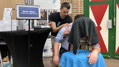 L’atelier massage peut se faire assis, allongé, seul ou à plusieurs
!