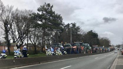 Arras, 18 heures: bouchons monstres suite à la manifestation des agriculteurs