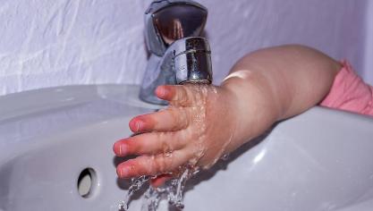 Flandre-Lys : le prix de l'eau flambe, des habitants râlent