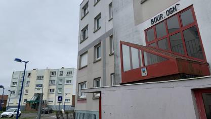 Auchel : les blocs de la Cité des Provinces, un quartier vétuste où le calme règne