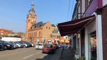 De l'argent pour les commerçants et artisans à Estaires