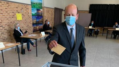 Un adjoint d'Arnaud Lelièvre du Broeuille démissionne