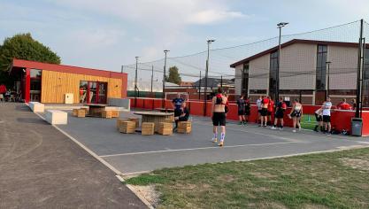 Un complexe sportif beau comme neuf à Steenvoorde