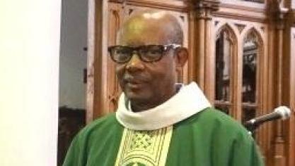 Le Père Sylvère Sitamwita quitte Blaringhem pour Bollezeele
