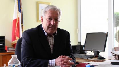 Auchel: le maire choque par ses propos sur les cadeaux de Noël