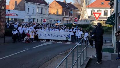 Bully-les-Mines: près de 250 personnes marchent pour Sandy (Vidéo)