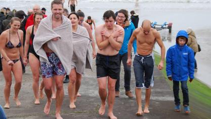 Pas de bain de la nouvelle année au Portel et à Wissant