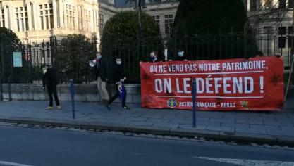 Arras: ces militants nationalistes ont occupé la médiathèque et ils assument