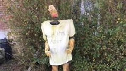 Le mannequin de «l’homme mort» a désormais déménagé... ailleurs en Flandre!