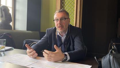 Nicolas Desfachelle est candidat à l’investiture dans le camp de la majorité présidentielle.