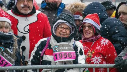 Sourires et bonne humeur aux 25es foulées du Père Noël