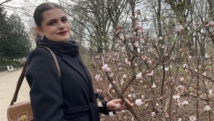 Amalia Marques, Calaisienne de 20 ans, est en licence de théâtre à Lille. Des études qu’elle a repris après avoir travaillé dans une boutique de lingerie à la Cité Europe.