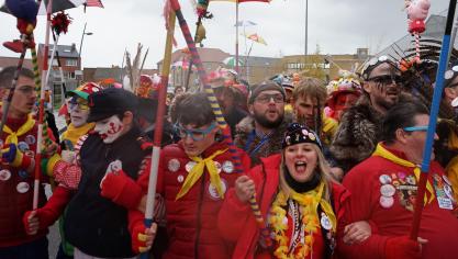 À Loon-Plage, la pluie n’a pas empêché les masquelours de faire la bande.