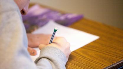 L’épreuve du bac de philo a démarré à 8 heures, lundi 16 juin 2025