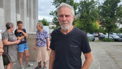 Daniel Dewalle à la sortie du tribunal de Béthune, le 25 juillet.