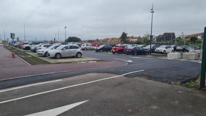 Le parking sera bientôt équipé de deux bornes de recharge de véhicules électriques.