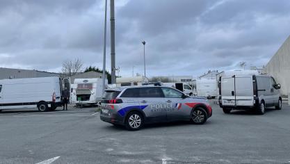 Depuis la loi Besson de 2000, les communes de plus de 5 000 habitants doivent disposer d’une aire d’accueil. Aucune autour d’Ardres ou d’Audruicq… pour l’heure.