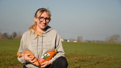 Claire a décidé de faire des carottes qui étaient « moches » ou hors calibre de la soupe.