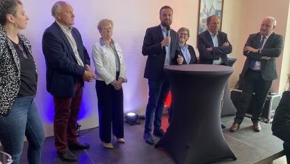 Marie Sandra et Stéphane Dieusaert, conseillers départementaux du canton de Bailleul ; Monique Evrard et Valentin Belleval, conseillers départementaux du canton d’Hazebrouck ; Anne Vanpeene et Patrick Valois, conseillers départementaux du canton de Wormhout ont dressé leur bilan en présence de Christian Poiret.