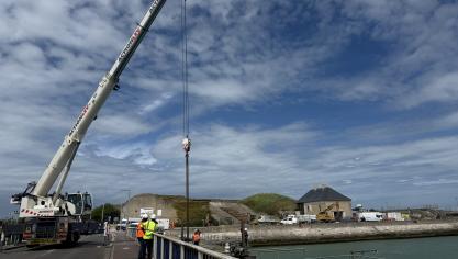 Lundi 26 mai, le pont Henri Hénon à Calais a été fermé plusieurs heures à la circulation. Des techniciens intervenaient sur l’ouvrage.
