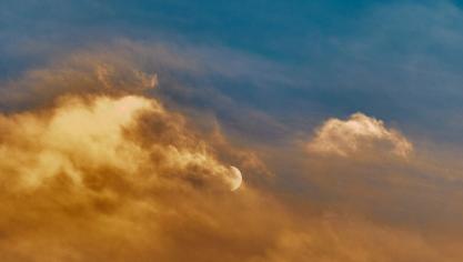 Le ciel français est aussi pollué par les fumées des incendies canadiens, désormais accompagnées de poussières de sable venues du Sahara