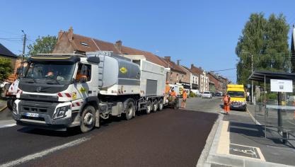 La D51, qui traverse Vimy, est en pleine réfection. Ce mercredi matin, le chantier était au niveau de l’église, rue de l’Égalité.