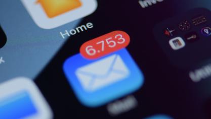 Teams, mails, WhatsApp… autant que notifications qui rythment la journée d’un employé
