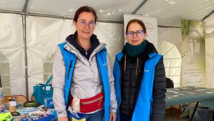 Christine Berkrouber (à droite) est bénévole pour Handi’Chiens depuis six ans.