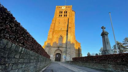 Le maire de Brouckerque espère pouvoir rouvrir l’église du village cet automne.