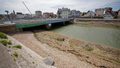 Le chantier n’est pas pour demain mais les dossiers sont déjà lancés pour le remplacement du pont Napoléon, en 2026. Photo archives Johan Ben Azzouz.