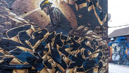 Rendez-vous rue Notre-Dame de Lorette à Lens, pour découvrir de nombreux graffs.