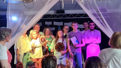 La session s’est terminée par un spectacle restitution face aux familles.