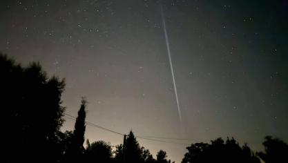 Il s’agissait du dégazage d’un étage de la fusée chinoise Chang-Zheng 8A, selon l’association météo Centre-Val de Loire