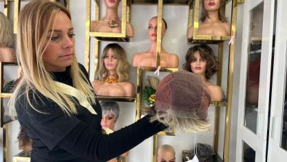 L’institut de beauté Molim’s Beauty by SK, situé rue du Temple, propose différents types de prothèses capillaires.