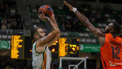 Ivan Février aura régalé avec ses 28 points, et 31 d’évaluation.