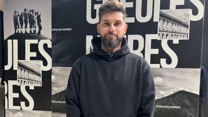 Benjamin Micheli mise sur le noir charbon pour sa première collection capsule.