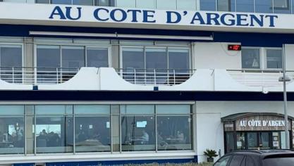 Le restaurant Au Côte d’Argent recrute.